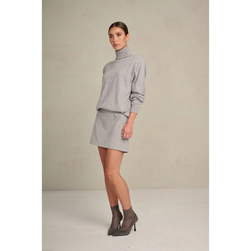 MARCH23 - PULL - D_PULL ANNA - SILVER GREY