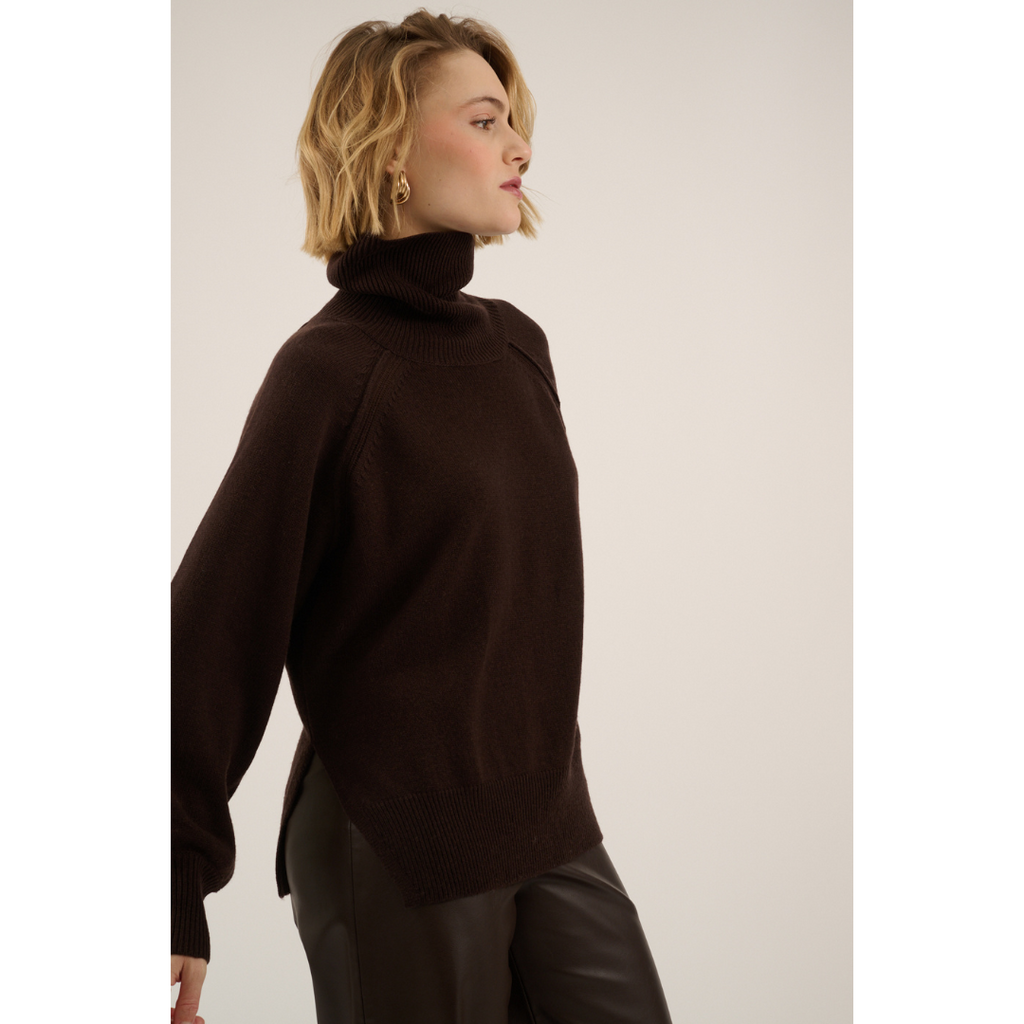 OSCAR THE COLLECTION - PULL - EDGE - CHOCOLATE BROWN